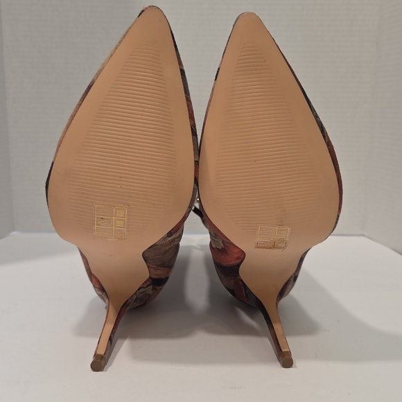 NEW Viviana Multicolor Artistic Heeled Boots - Picture 5 of 7